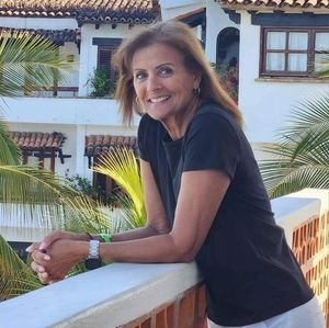 Meet your Posher, Michele